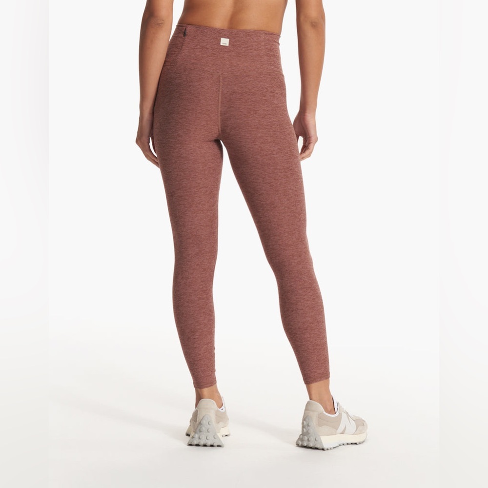 Vuori Clean Elevation Legging short in hazelnut heather size L